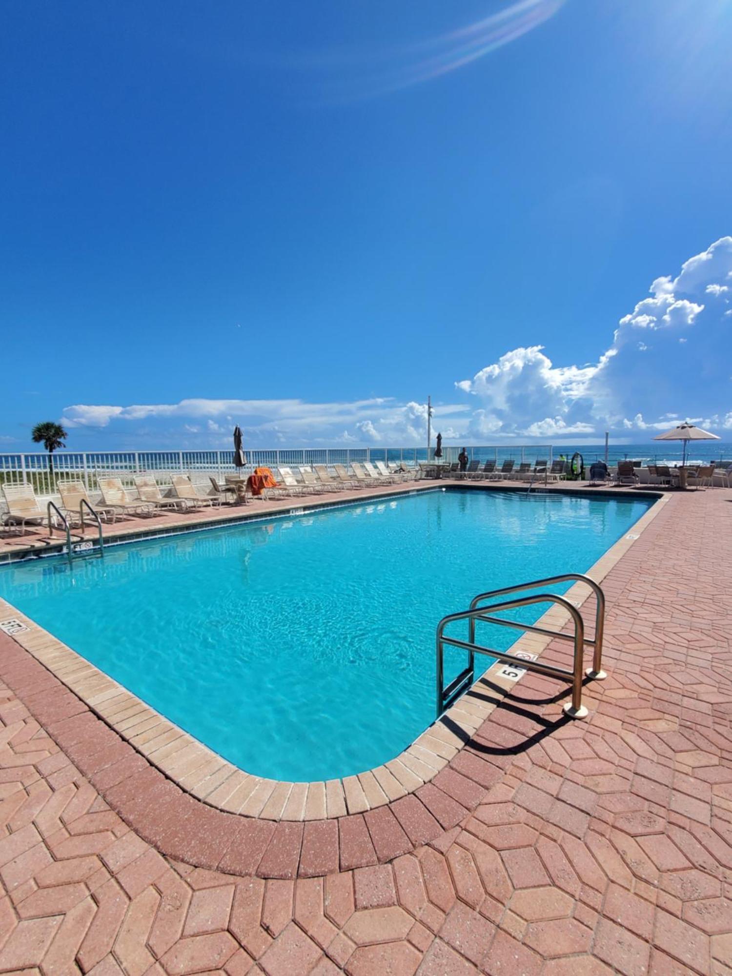 Beachside Bliss Ocean Views & Endless Fun Daytona Beach! Exterior foto
